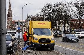 DHL Parcel Delivery