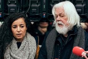 Paul Watson during a Press Conference - Paris AJ