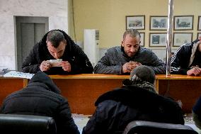 Long queues outside settlement center for temporary protection cards - Syria