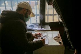 Long queues outside settlement center for temporary protection cards - Syria