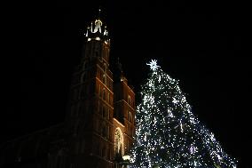 The Most Beautiful Christmas Tree In The World In Krakow