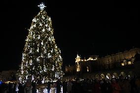 The Most Beautiful Christmas Tree In The World In Krakow