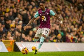 Norwich City FC v Burnley FC - Sky Bet Championship