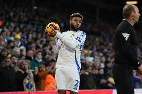 Leeds United FC v Oxford United FC - Sky Bet Championship