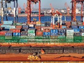 Chinese Ports Cargo Throughput Increased