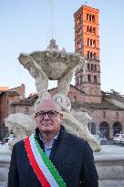 The Fountain Of The Tritons Restored - Rome