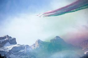 Frecce Tricolori Performs At AUDI FIS Ski World Cup - Italy