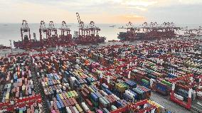 Shanghai Port Container Annual Throughput Exceeded 50 Million TEU