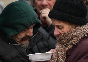 Annual Christmas Food Handout For People In Need In Krakow