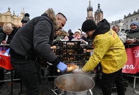 Annual Christmas Food Handout For People In Need In Krakow