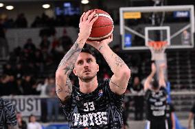 BASKET - Serie A - Dolomiti Energia Trentino vs Virtus Segafredo Bologna