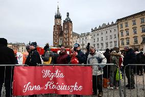 Christmas Eve For Homeless And People In In Need In Krakow