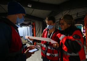 Annual Christmas Food Handout For People In Need In Krakow