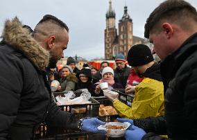 Annual Christmas Food Handout For People In Need In Krakow