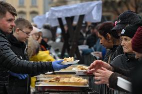 Annual Christmas Food Handout For People In Need In Krakow