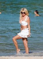 Victoria Silvstedt Enjoying The Sun In St Barths