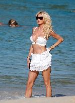 Victoria Silvstedt Enjoying The Sun In St Barths