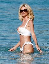 Victoria Silvstedt Enjoying The Sun In St Barths