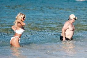 Victoria Silvstedt Enjoying The Sun In St Barths