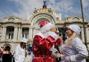 Russian Parade Of Ded Moroz And Snegurachkas On Christmas Eve In Mexico