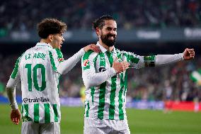 Real Betis Balompie v Rayo Vallecano - La Liga EA Sports