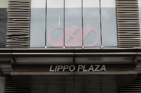 OUE REIT Singapore Transfers Lippo Plaza in Shanghai