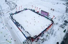 (SP)CHINA-JILIN-FOOTBALL-SNOWFIELD-VILLAGE SUPER LEAGUE-FRIENDLY MATCH