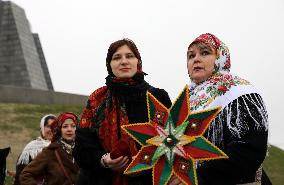 Carollers in Kyiv