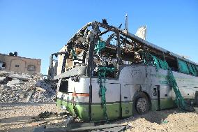 Israeli Army Attacked A Bus Sheltering Displaced Palestinians In Khan Yunis