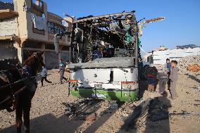 Israeli Army Attacked A Bus Sheltering Displaced Palestinians In Khan Yunis