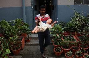 Christmas Preparation In Kolkata, India - 23 Dec 2024