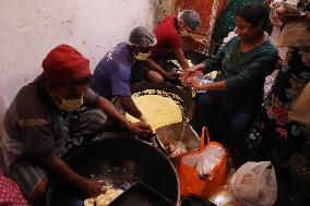 Customize Christmas Cake Making In Kolkata, India