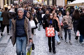 Daily Life In Athens, Greece