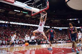 Wisconsin Badgers Vs. Detroit Mercy Titans