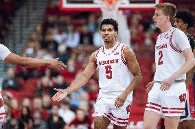 Wisconsin Badgers Vs. Detroit Mercy Titans