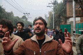 Protest Against The Reservation Policy In Srinagar