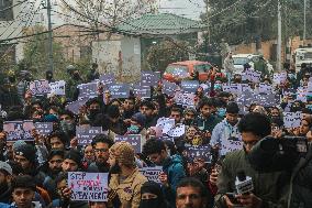 Protest Against The Reservation Policy In Srinagar