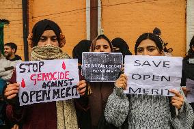 Protest Against The Reservation Policy In Srinagar