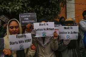 Protest Against The Reservation Policy In Srinagar