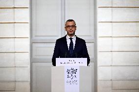 France Unveils New Government - Paris