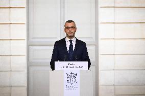 France Unveils New Government - Paris