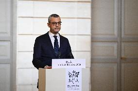 France Unveils New Government - Paris