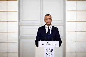 France Unveils New Government - Paris