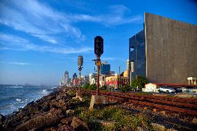 Coastal Railway Line In Colombo - Sri Lanka