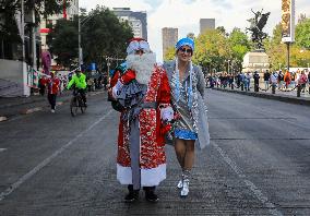 Russian Christmas Parade In Mexico City