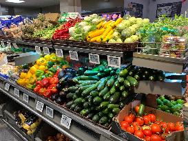 Plastic-Free Produce Section In Strasbourg Supermarket