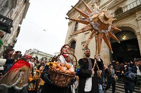 Christmas didukh installed in Kyiv