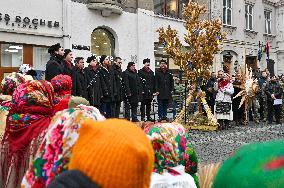 Christmas didukh installed in Kyiv