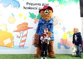 Paddington Bear visits Ukraine