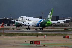 Saudia Boeing 787 2024 National Day Livery Landing in Barcelona